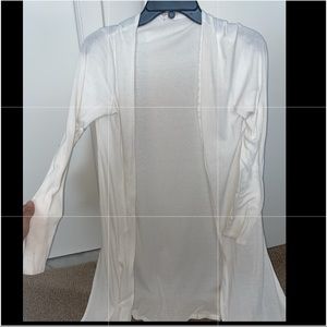 White long sleeves cardigan with slits on sides